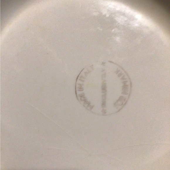 Himark Italy EXTRA Large Ceramic Grape & Butterfly Fruit Bowl 13 x 9”. - Picture 3 of 3